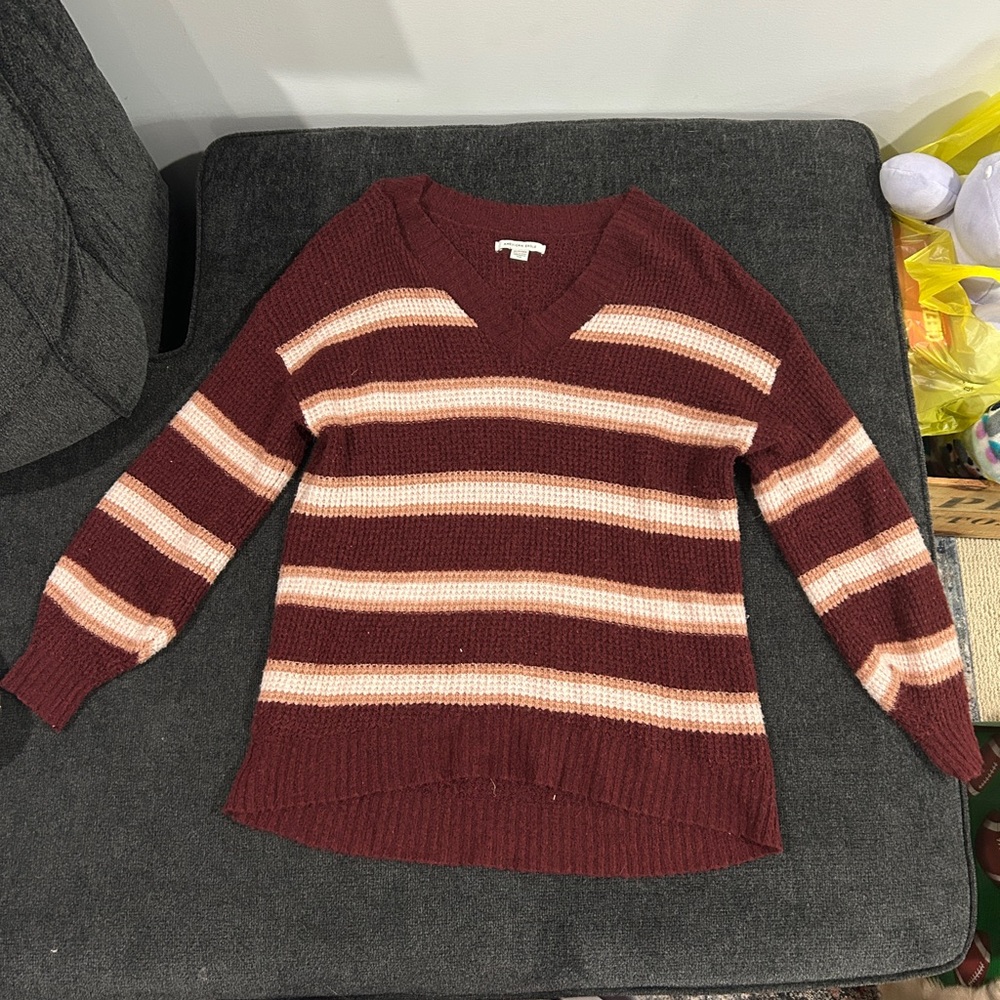 American Eagle Outfitters Burgundy and Pink V-Neck Sweater